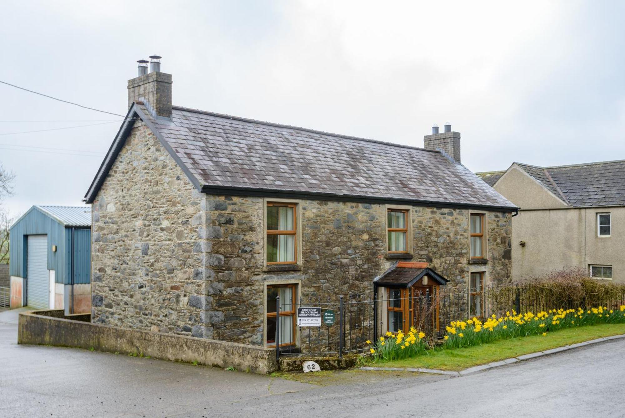 Grove Fort Self Catering Farmhouse Finnis Eksteriør billede
